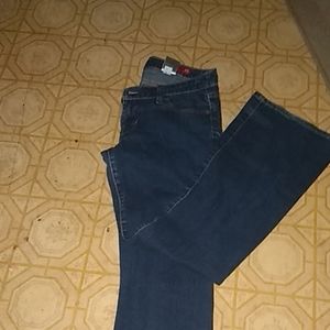 woman's x2 washing jeans size 6